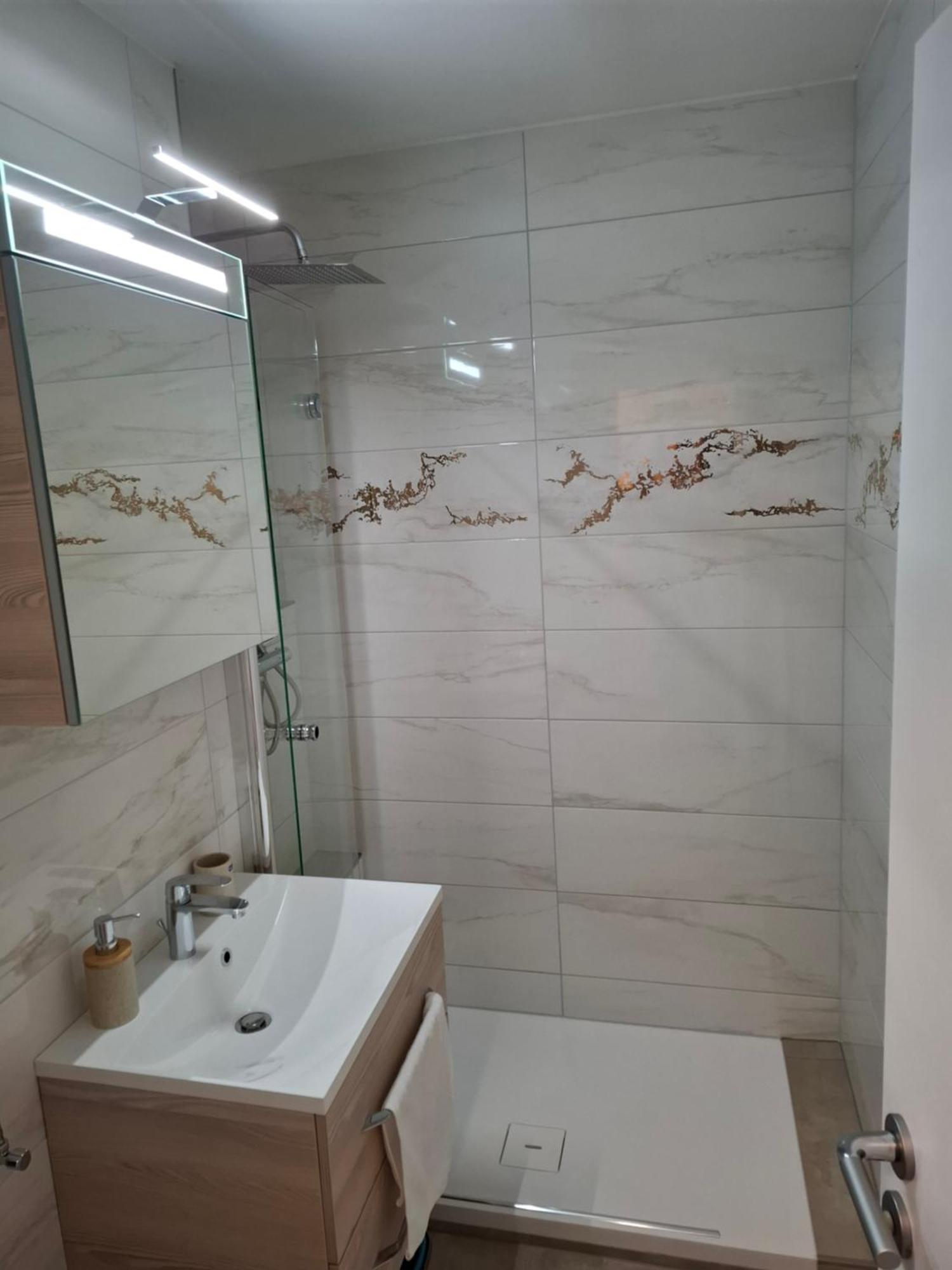 Appartement Aquaquelle Bad Füssing Eksteriør bilde